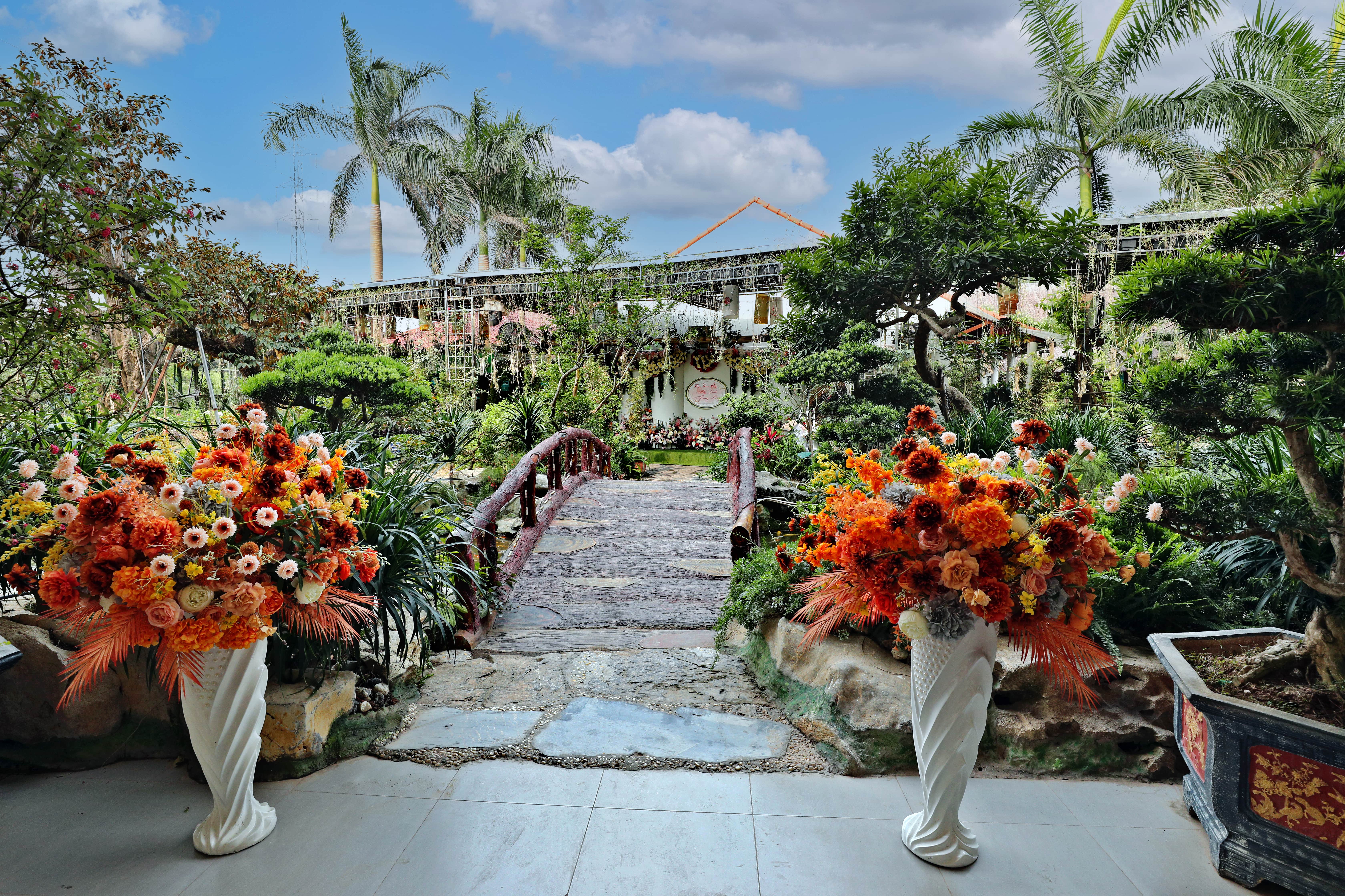 Làng du lịch sinh thái Sen Hồ - địa điểm du lịch nhất định phải ghé thử một lần khi tới Hưng Yên