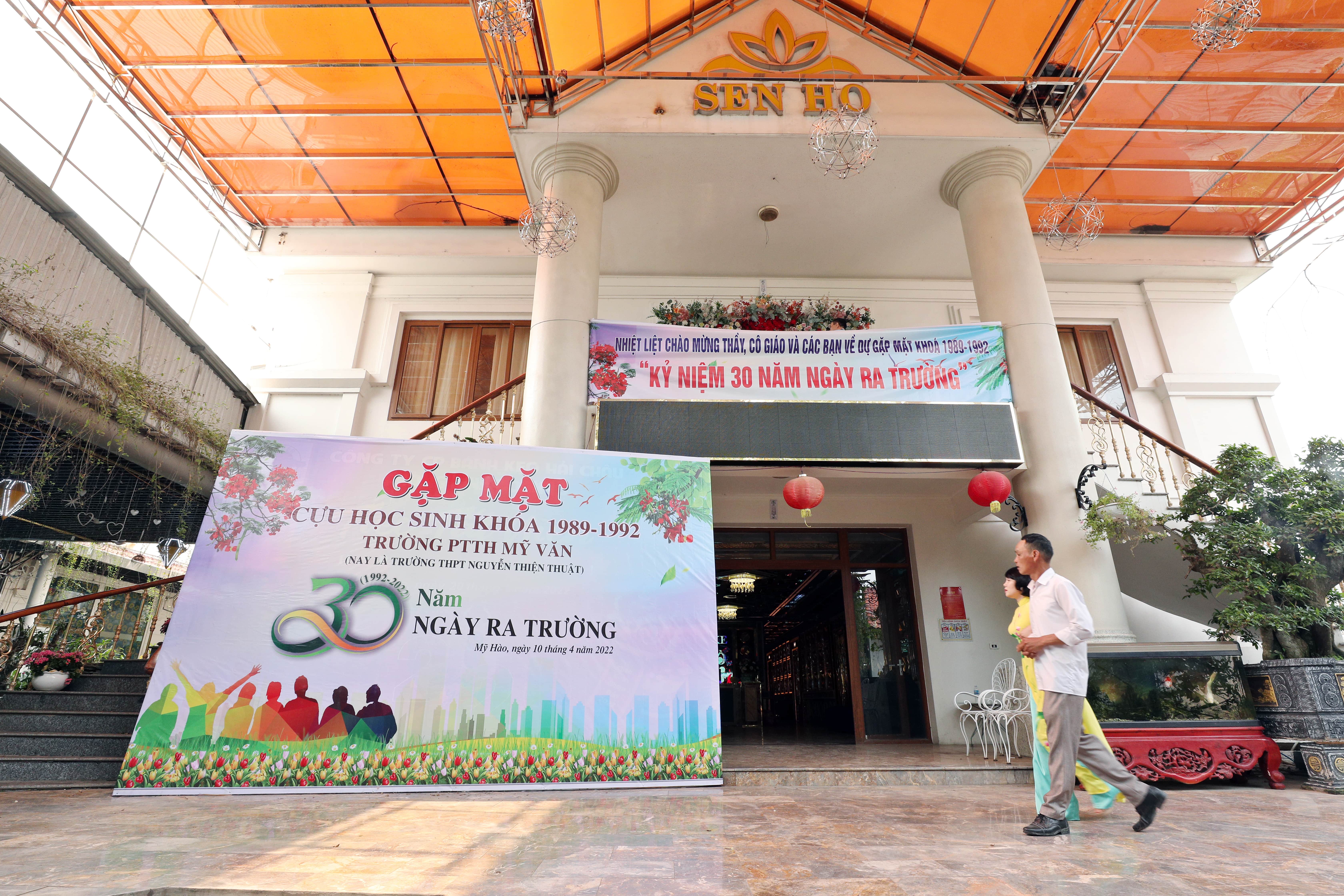 Làng du lịch sinh thái Sen Hồ - địa điểm du lịch nhất định phải ghé thử một lần khi tới Hưng Yên