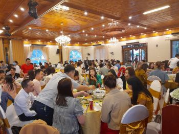 Không gian sang trọng , ấm áp tại Làng du lịch sinh thái Sen Hồ